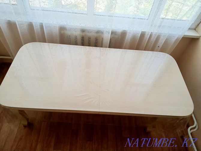 Стол гостиный белого цвета Балуана Шолака - изображение 1