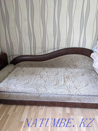 Продам стенку в гостиную, диван в подарок. Алматы - изображение 6