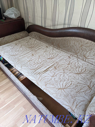Қонақ бөлмесінің қабырғасын, диванды сыйлыққа сатамын.  Алматы - изображение 5