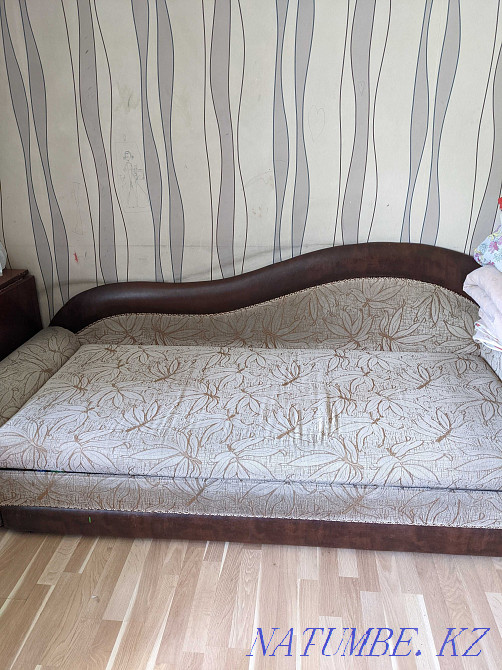 I will sell a wall in a drawing room, a sofa as a gift. Almaty - photo 6