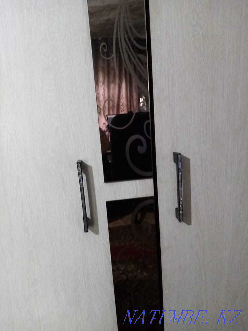 Әдемі төбені сатады  отбасы  - изображение 2