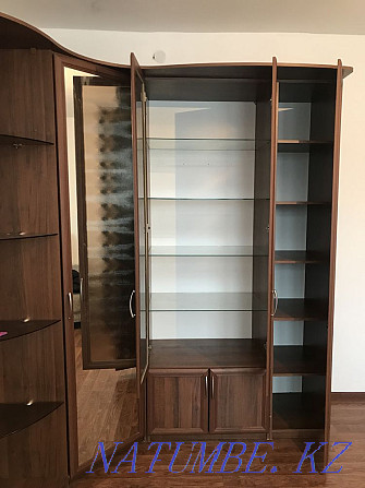 Good condition corner cabinet for sale Oral - photo 3