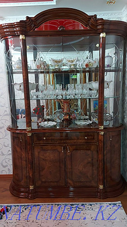 Продаётся стенка и комод с зеркалом Балхаш - изображение 1