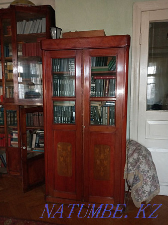 wood bookcase Karagandy - photo 2