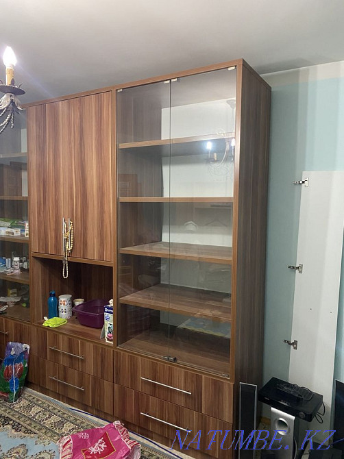 Large Wardrobe - wall ( Good condition ) Atyrau - photo 3