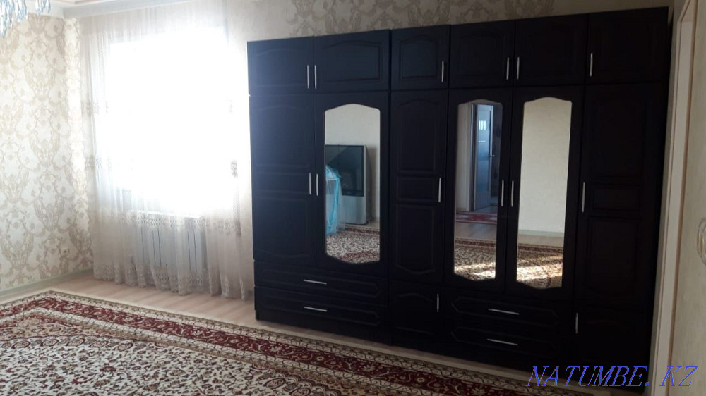 Selling wardrobe. Wall. Акбулак - photo 1