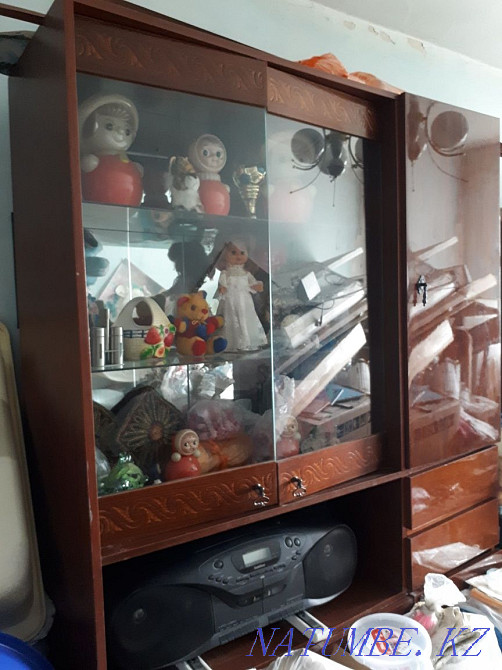 Продам сервант для посуды Темиртау - изображение 1