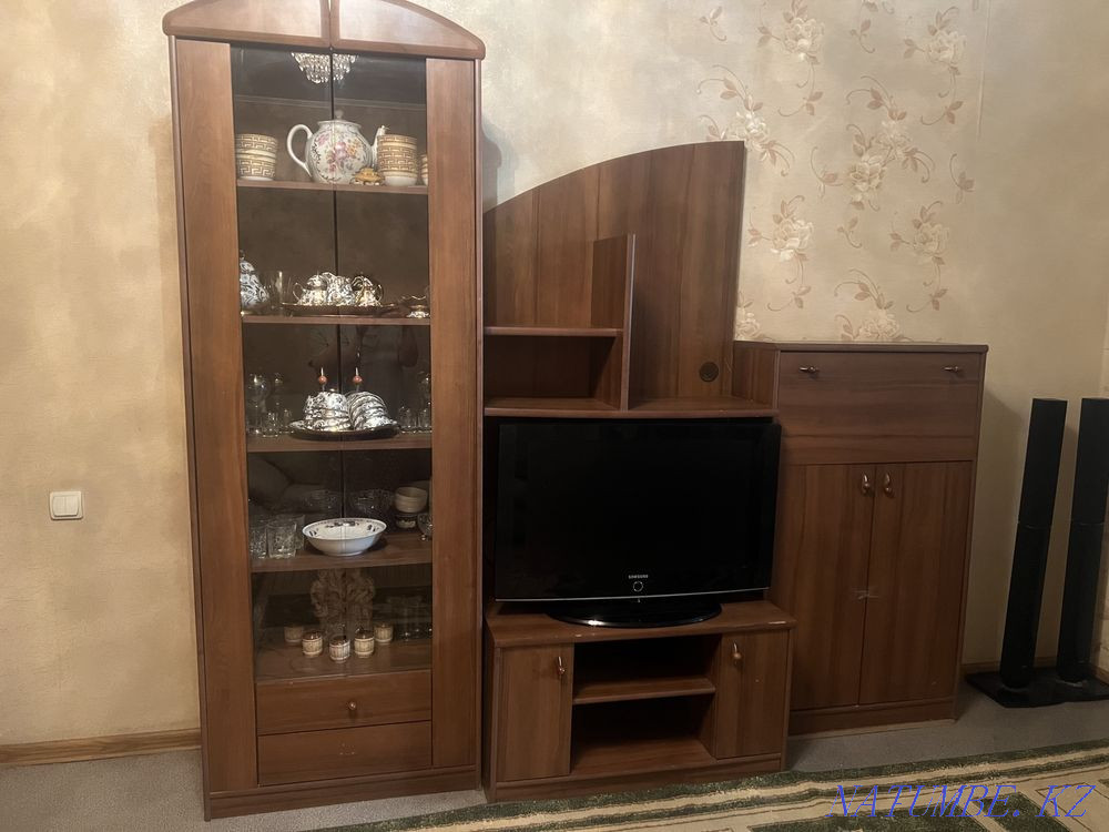 Қонақ бөлмеге арналған сервант сатыңыз  Алматы - изображение 1