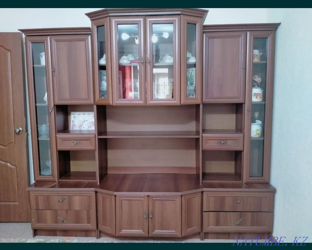Продам сервант Актобе - изображение 1