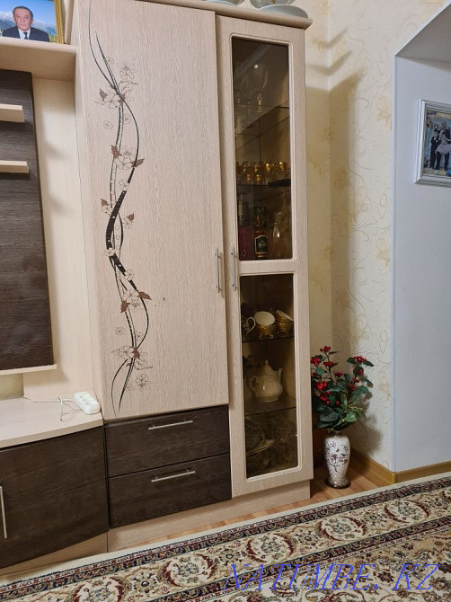 Жақсы жағдайда сервант сатылады Нура - изображение 2