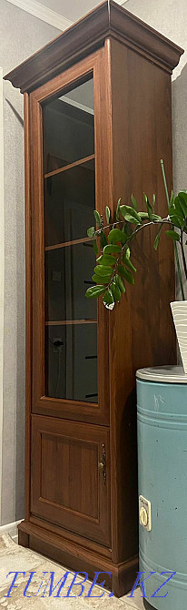 Продам шкаф витрина Семей - изображение 2
