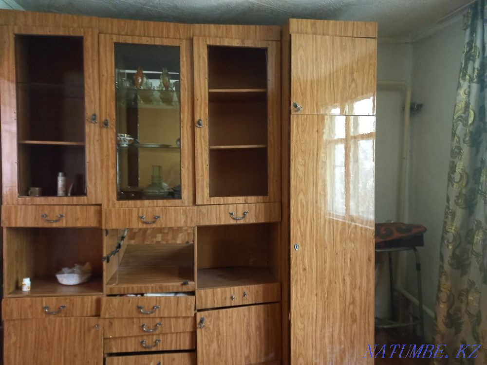 Стенка/ шкаф/ сервант Усть-Каменогорск - изображение 1