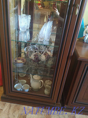 Sale! Case show-window KaspiRED with illumination + chest of drawers (Belarus) Aqtobe - photo 7