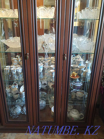 Sale! Case show-window KaspiRED with illumination + chest of drawers (Belarus) Aqtobe - photo 6