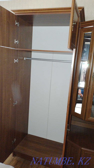 Қабырға / гардероб сатылады  Алматы - изображение 4