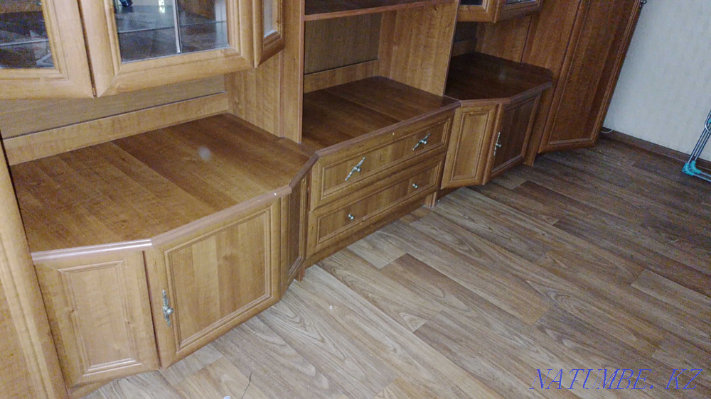 Қабырға / гардероб сатылады  Алматы - изображение 5