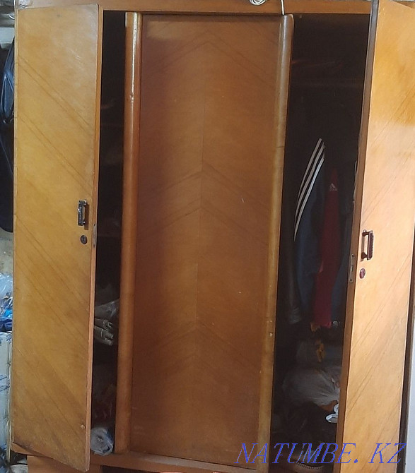 Дубовый шкаф для дачи Балхаш - изображение 1