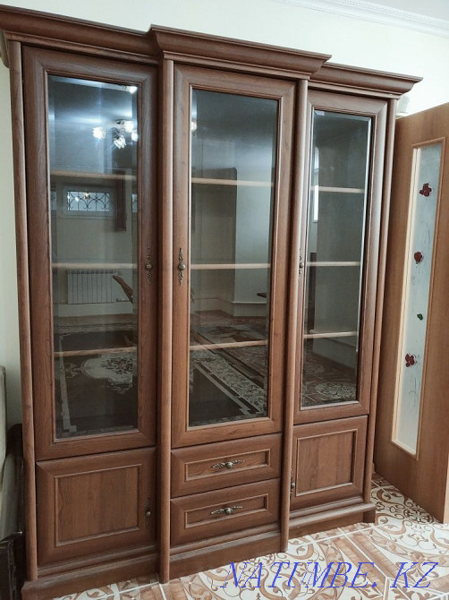 Продам мебель , подставку и журнальный столик Актобе - изображение 1