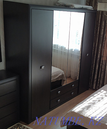 Wardrobe in excellent condition Almaty - photo 3