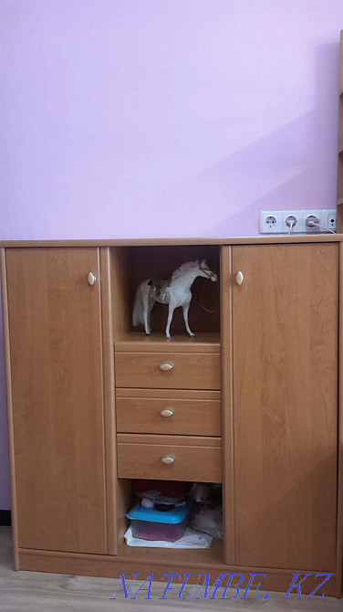 Шкаф-стенка, 3 секции, в хорошем состоянии Астана - изображение 4