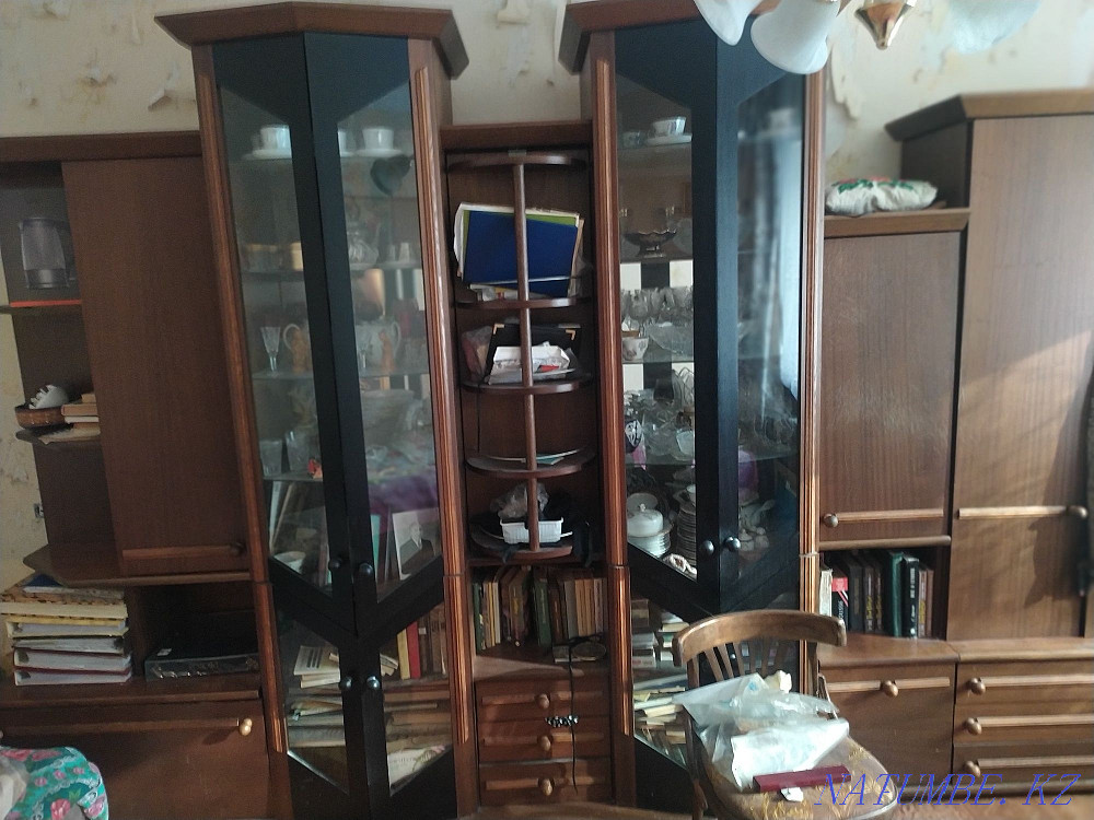 Wall in the living room urgently Almaty - photo 2