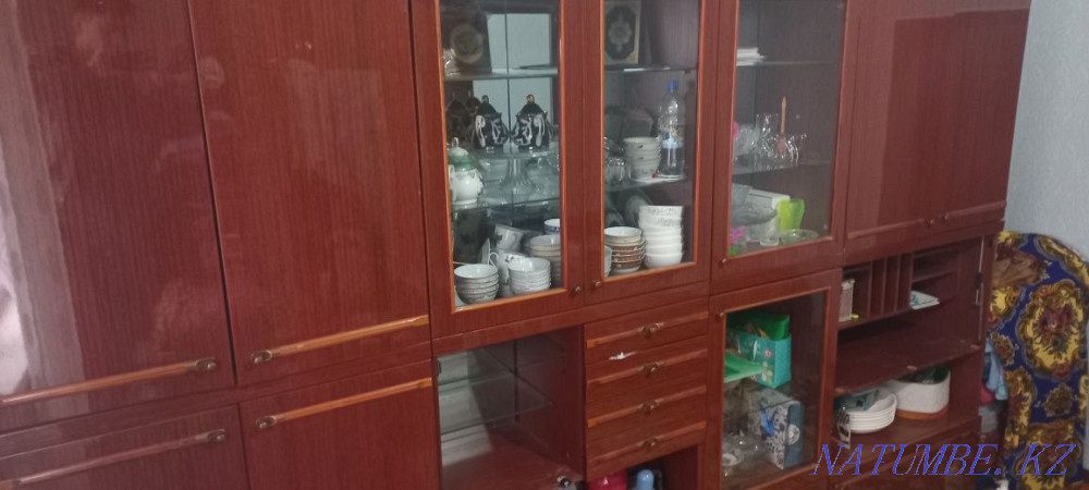 Продам стенку деревянную! Узынагаш - изображение 5