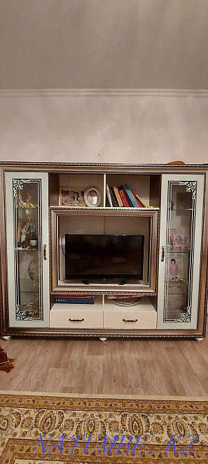 Продаётся стенка Каскелен - изображение 1