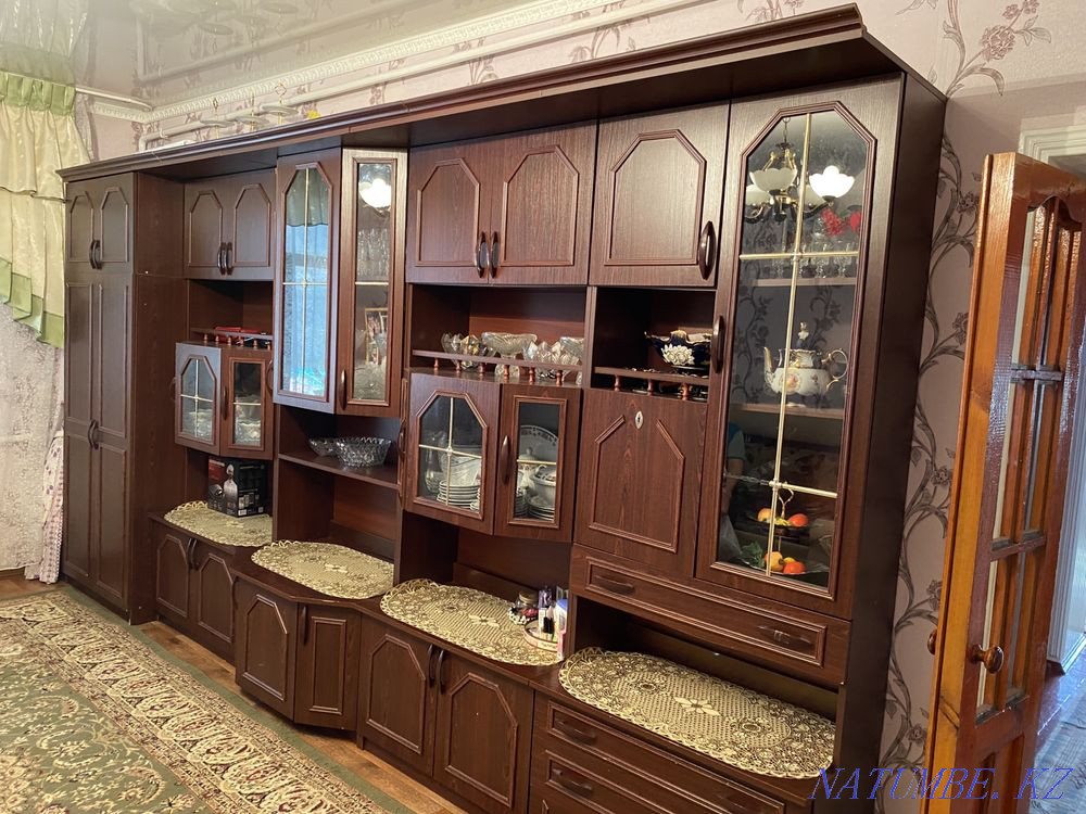 Продаю стенку Болтирик шешен - изображение 6