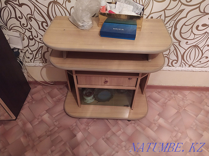 TV table for sale in good condition. Karagandy - photo 1