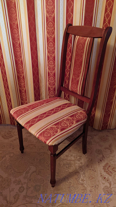 Стол из натурального дерева и восемь стульев / деревянный стол Астана - изображение 2