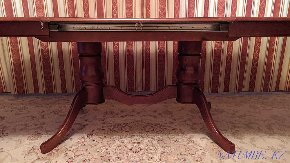 Стол из натурального дерева и восемь стульев / деревянный стол Астана - изображение 4