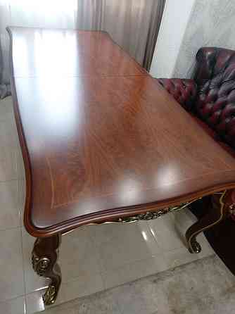 Продам стол красивый большой деревянный размер 108*240(разложенный.300 Pavlodar