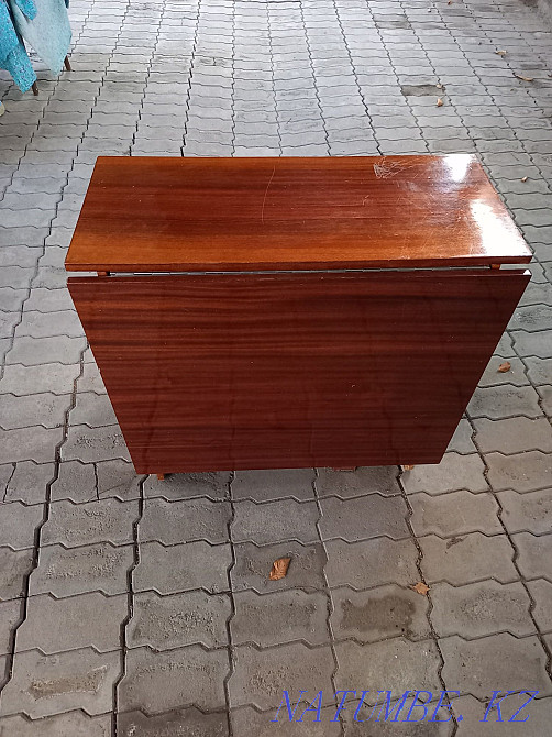 I will sell a table a curbstone of the USSR Almaty - photo 1