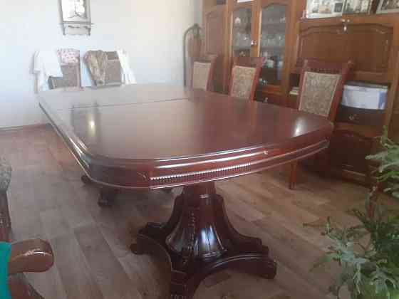 Продам стол овальный Shymkent