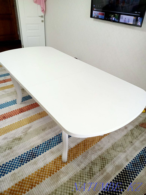 I sell a white table Нуркен - photo 5