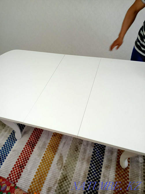 I sell a white table Нуркен - photo 6