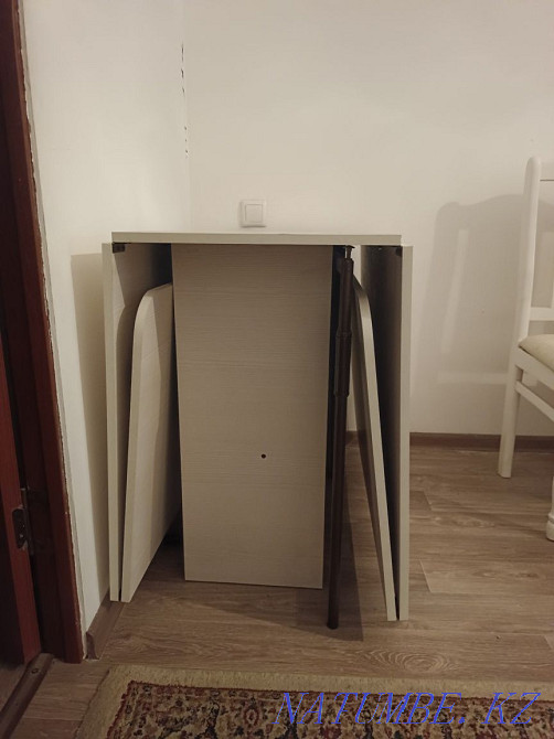 Selling table and chairs Талас - photo 3