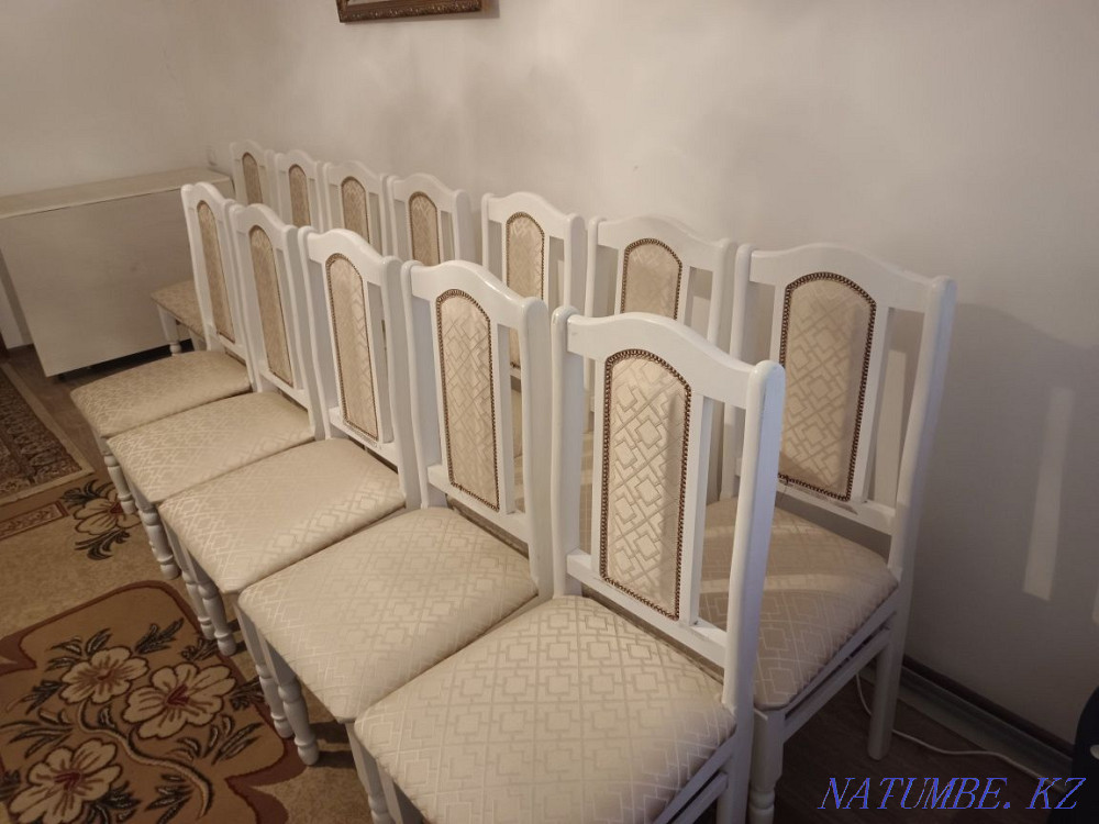 Selling table and chairs Талас - photo 2