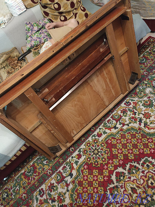Table-folding-wooden Almaty - photo 3
