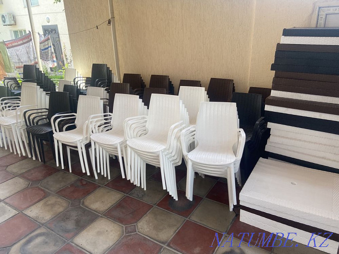 Chairs and table Shymkent - photo 5