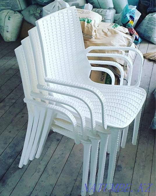 Стулья и стол Шымкент - изображение 3