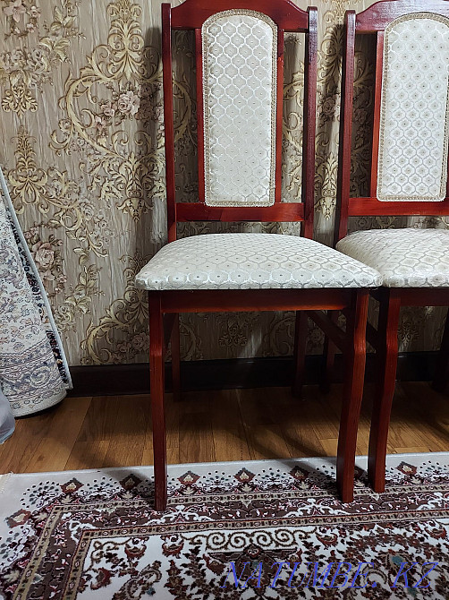 Срочно продам овальный стол, стулья Талас - изображение 8