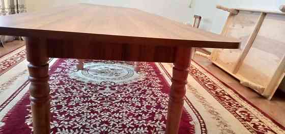 Продам стол для кухни и гостинной Shymkent
