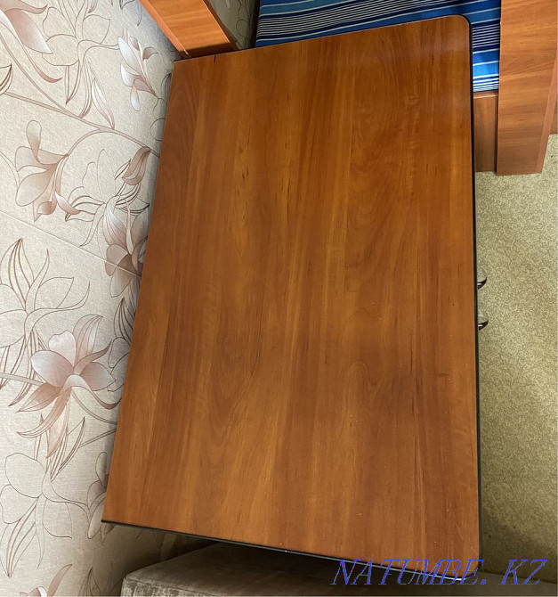 Wooden table (chest of drawers) Petropavlovsk - photo 3
