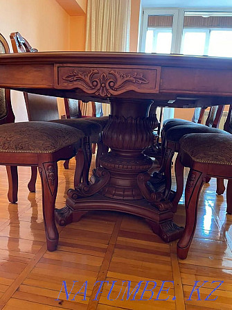 Продаем большой стол со стульями Алматы - изображение 2