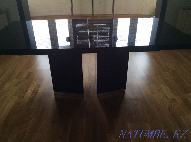 I sell a folding table, made in Italy Astana - photo 3