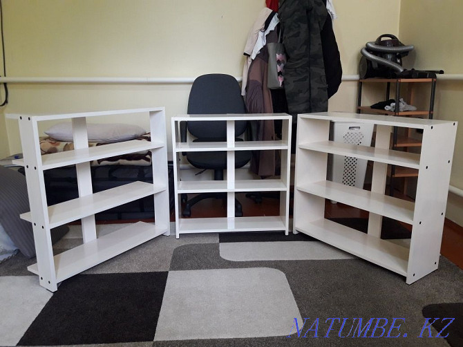 I sell a white shoe rack There are 3 pieces Size: 1 - 74 cm x 75 cm 2 - Shymkent - photo 2