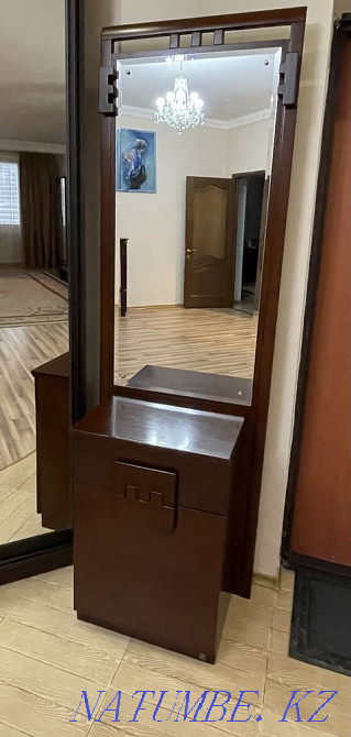 Зеркало с тумбой Астана - изображение 1