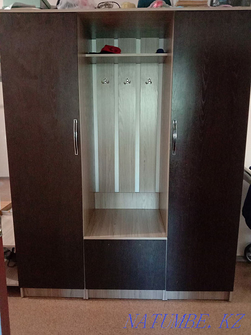 Urgently selling the hallway. Semey - photo 2