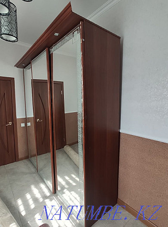 Жылжымалы шкаф, өлшемі 2,40м, 2,40м, 0,6м  Атырау - изображение 1